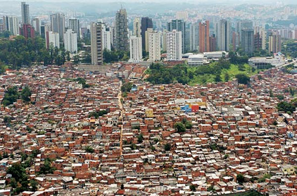 Καράκας, μια πόλη με αντιθέσεις, όπως οι περισσότερες Λατινοαμερικάνικες
