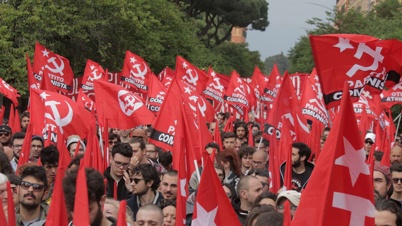 Национальная рабочая партия. Коммунистическая партия Италии. Коммунистическая партия Хорватии. Флаг Коммунистической партии Италии. Коммунистическая партия Португалии.
