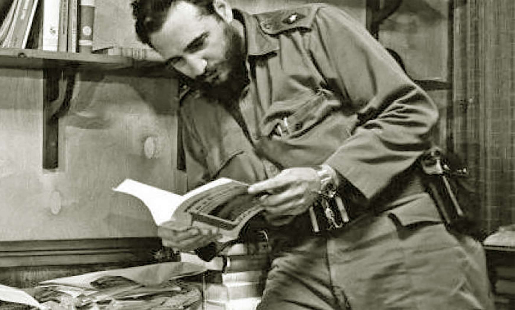 Fidel ¡Hasta Siempre vivo Comandante