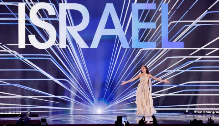 Eurovision: Εν μέσω αποδοκιμασιών ‑που ως δια …μαγείας εξαφανίστηκαν- το τραγούδι του Ισραήλ.