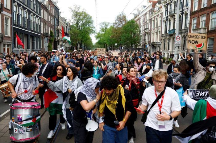 Στην Ευρώπη συνεχίζονται οι κινητοποιήσεις των φοιτητών υπέρ των Παλαιστινίων