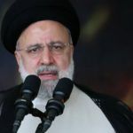 Σωστικά συνεργεία ανέσυραν το πτώμα του Ιρανού προέδρου Ραϊσί και 8 άλλων που επέβαιναν στο ελικόπτερο που συνετρίβη
