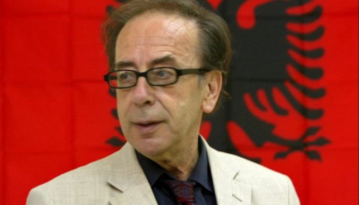 Πέθανε ο Αλβανός συγγραφέας Ισμαήλ Κανταρέ